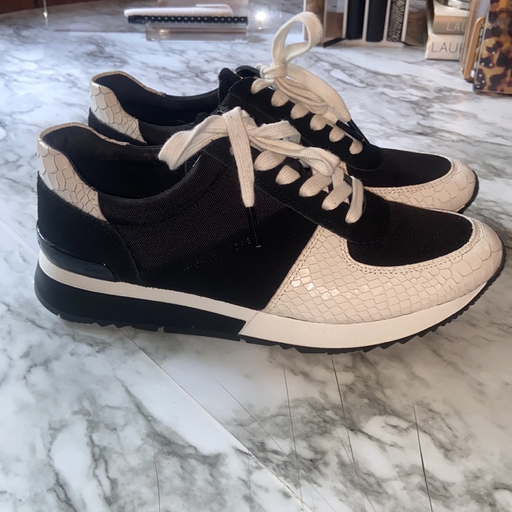 Michael Kors Allie Trainer